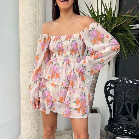 Boutique Romper NWT (navy floral) - Picture 6 of 9